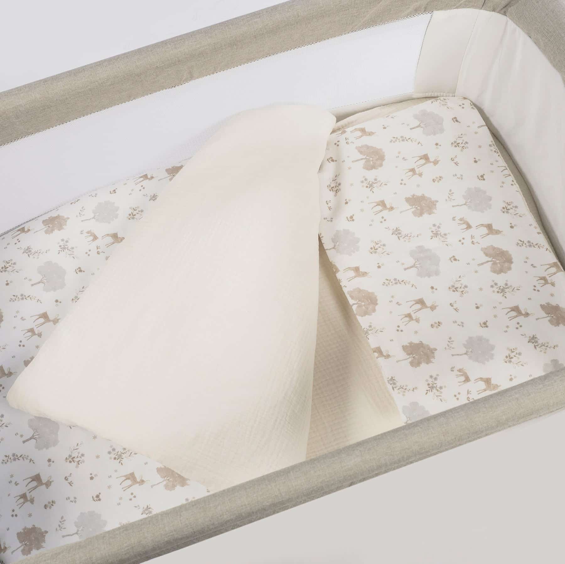 PASITO A PASITO Edredon + Sabana Bajera + Almohada Cuna 90x50cm Nara - Imagen 3